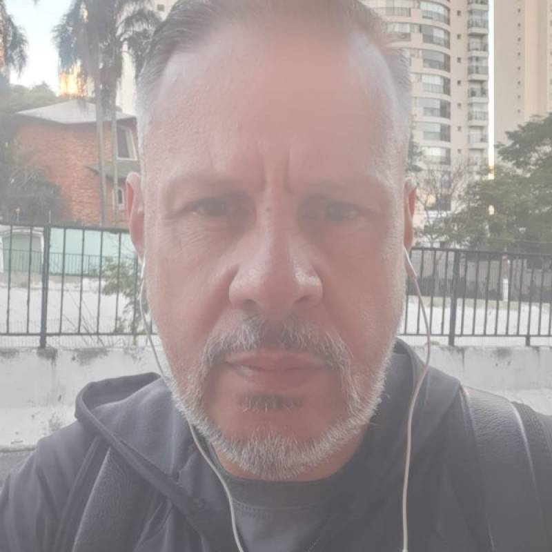 Teo, 50, Falimari
