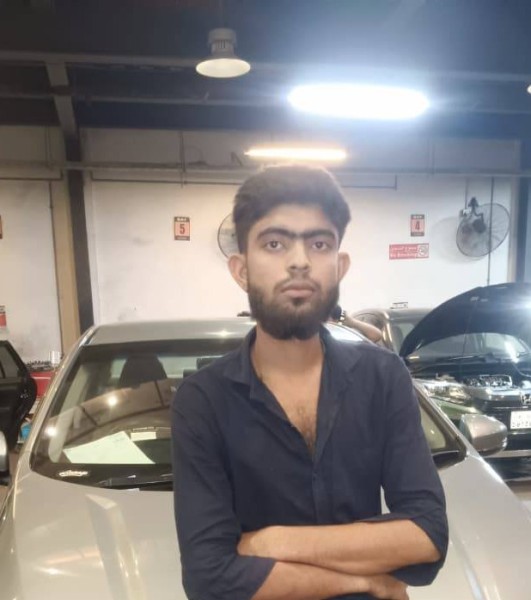 musa, 29, Hungary