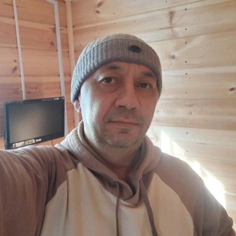 Zufar, 52, Bhai Rupa