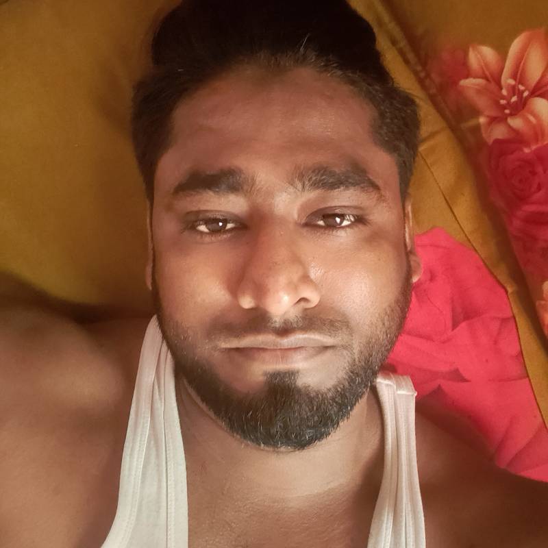 Anis, 32, Betanzos