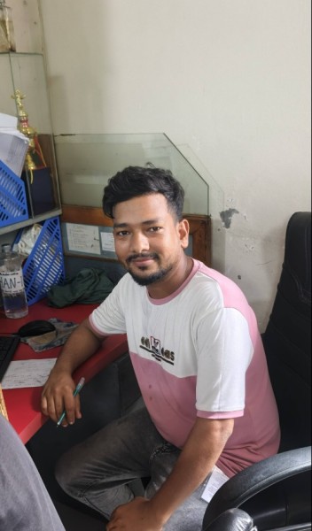 Md Anonto, 28, Al Bayda