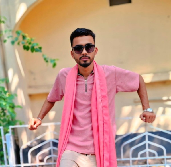 Zisan Ahmed, 21, Kavar