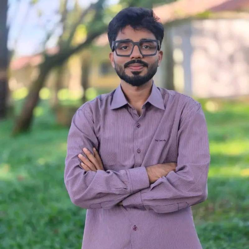 Manik, 25, Franklin Square