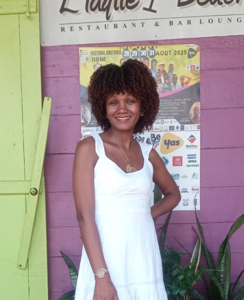 Prisca, 31, Bahamas