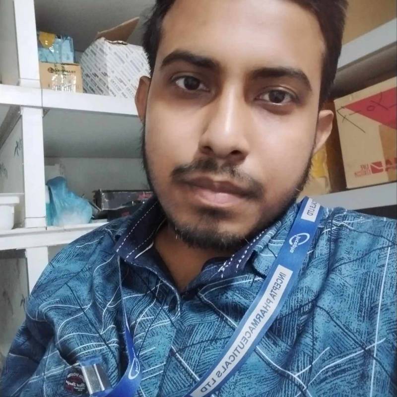 Md Nahid  Hasan, 46, Tn Vn