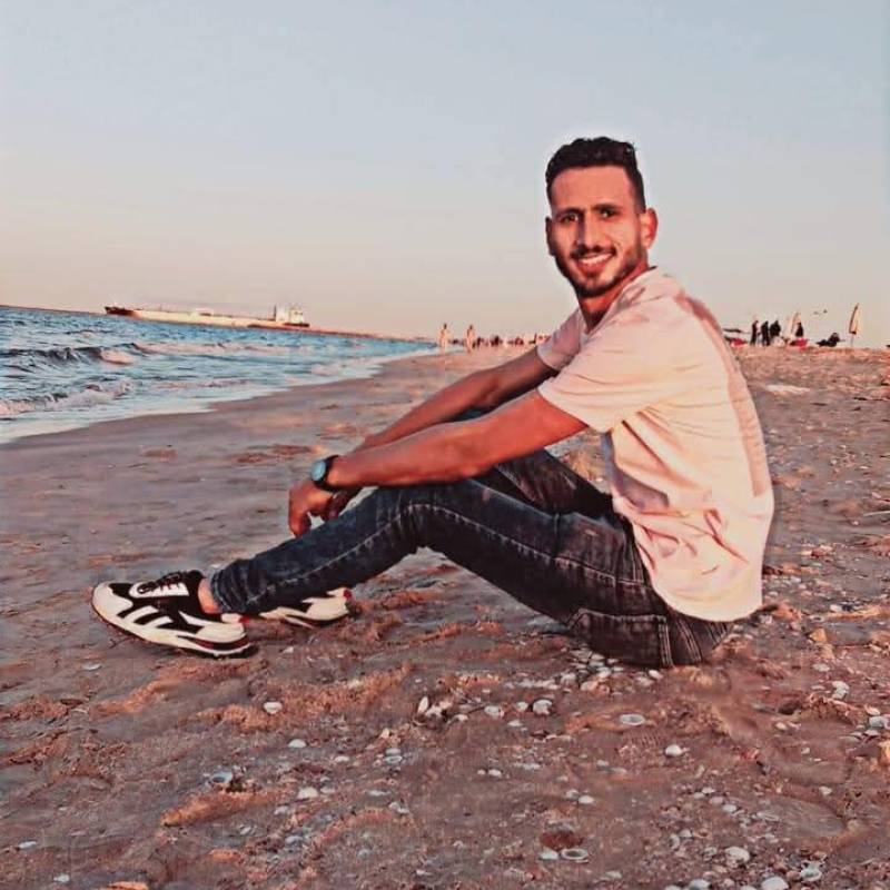 Yasin, 28, Sheerness