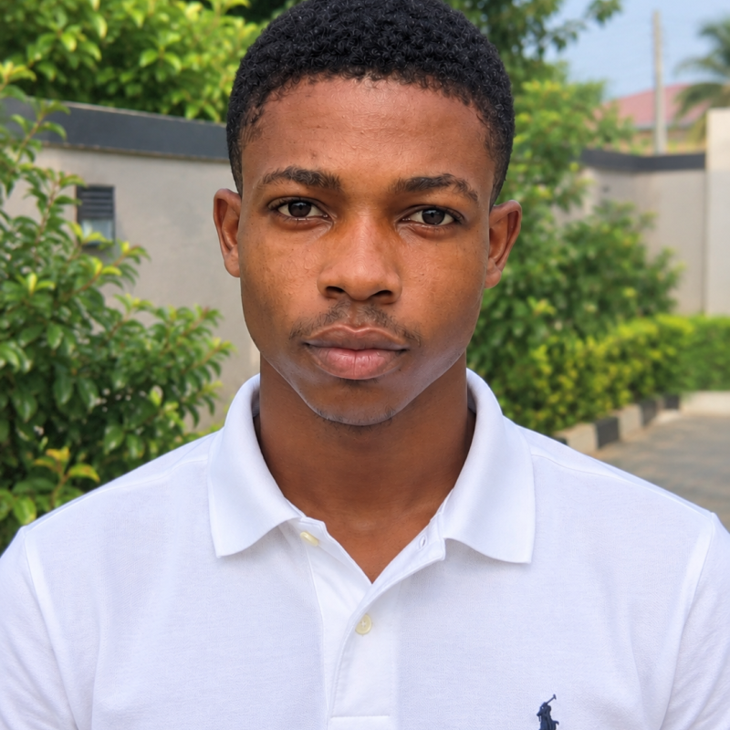 Noel, 19, Leers