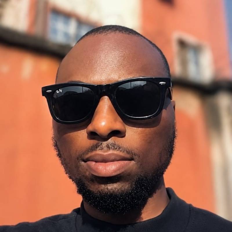 Prince, 41, Guroymak