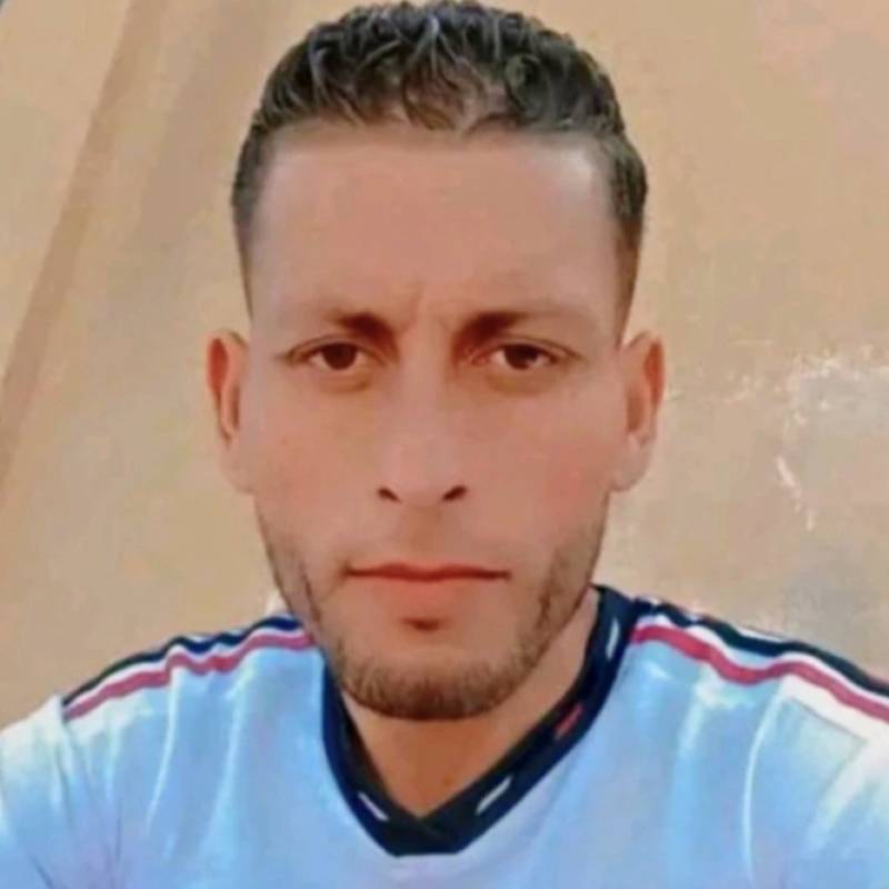 Toufik, 35, Nuth