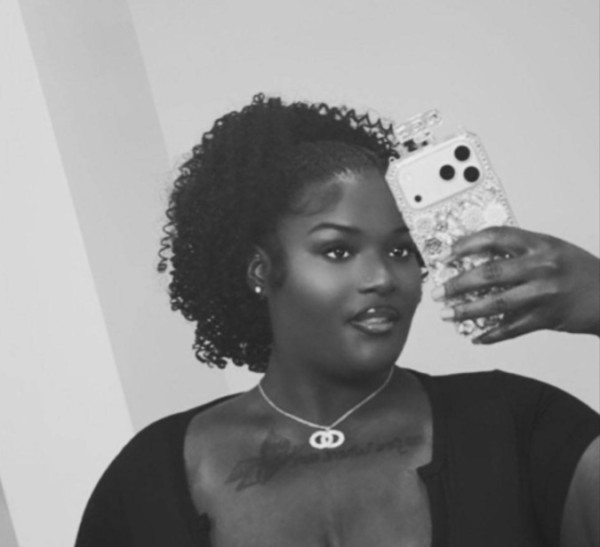 Victoria, 27, Greenville Nc