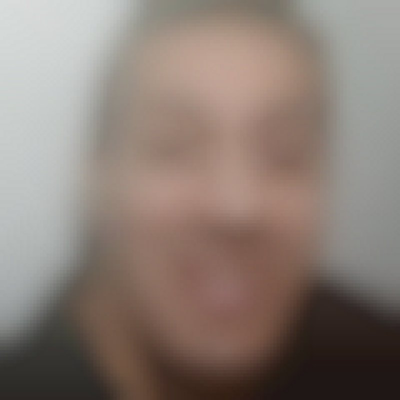 Hakim., 47, Tamayo