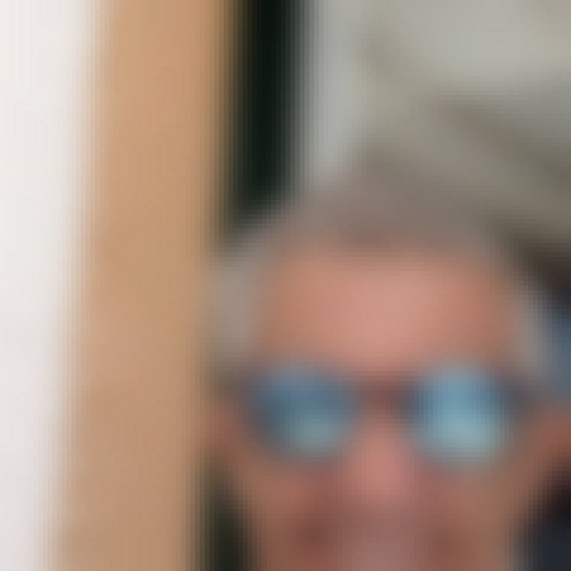 antonioi, 63, Japan