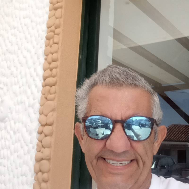 antonioi, 63, Rio Real