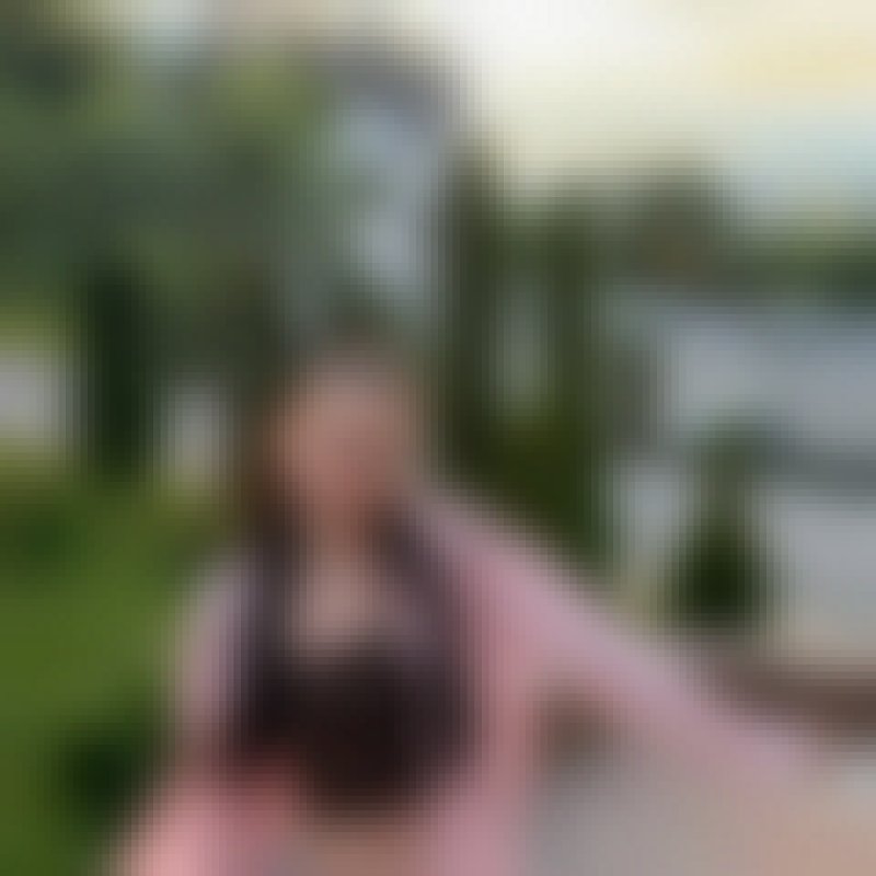 Gloria, 37, Canada