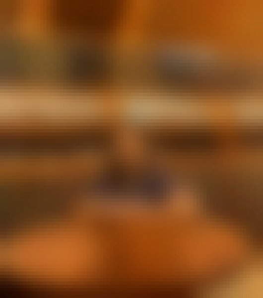Cha, 41, Losal