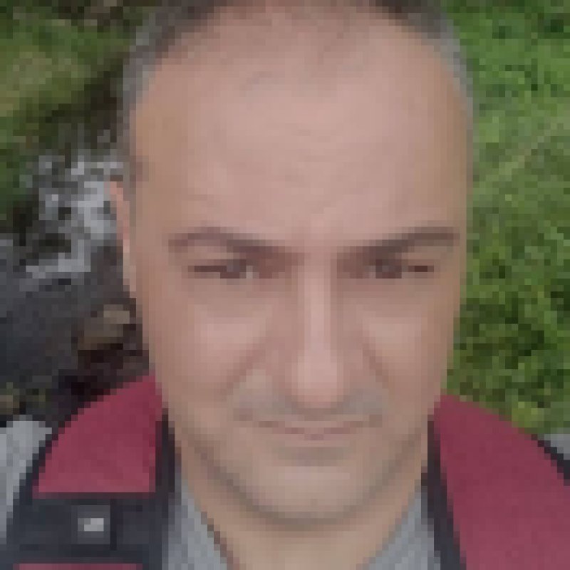 Moro, 41, Livin