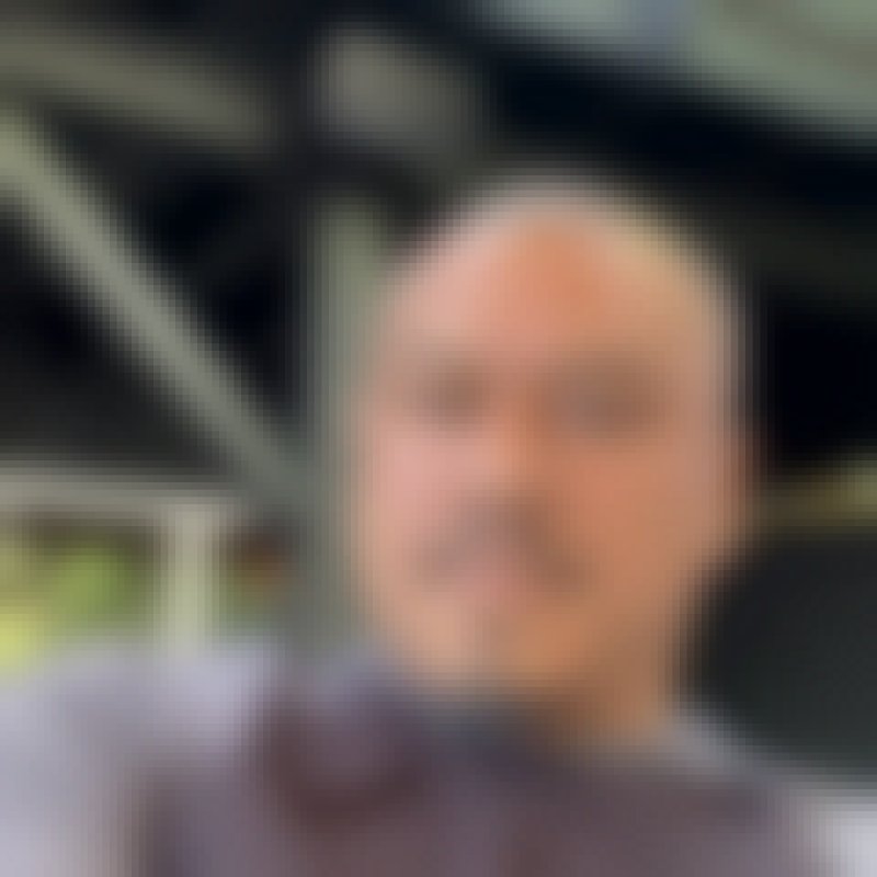 Seng, 47, Basmenj