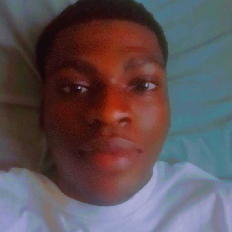 Eniola, 26, Coracora