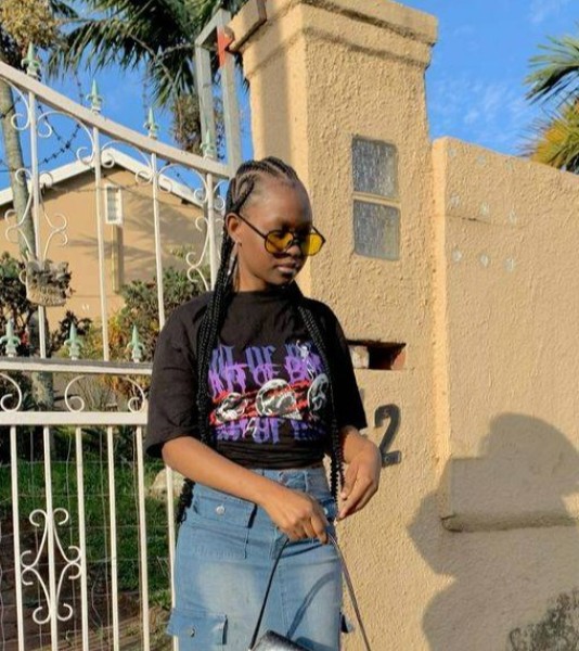 Lashna, 21, Orbetello