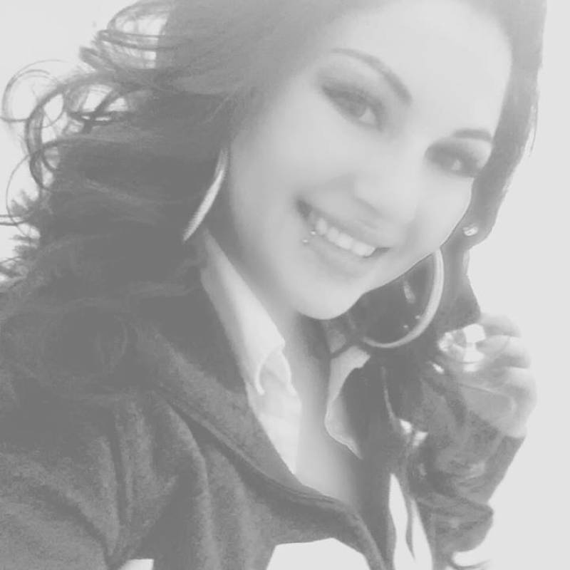 Lita, 32, Tennala