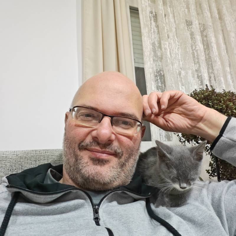 Stojan, 43, Starkville
