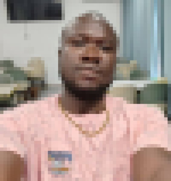Kwaku, 41, Omusati