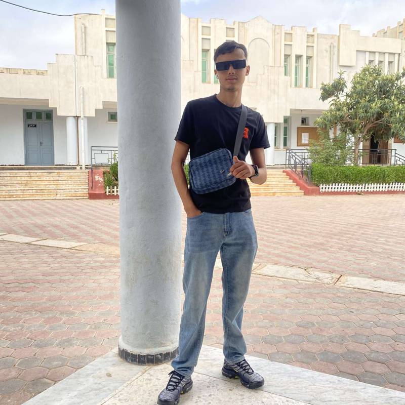 Daniel, 18, Mogoditshane