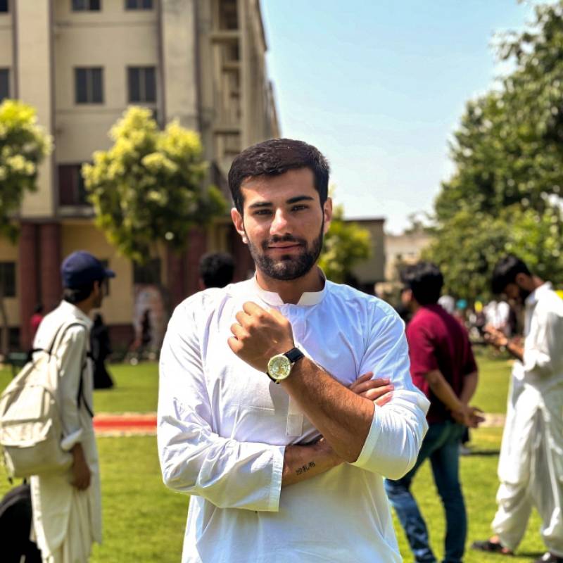 Shazaib, 18, Sokouhou