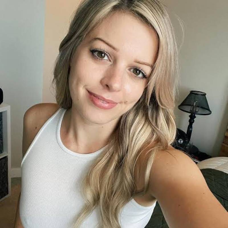 Nara, 31, Rckeve