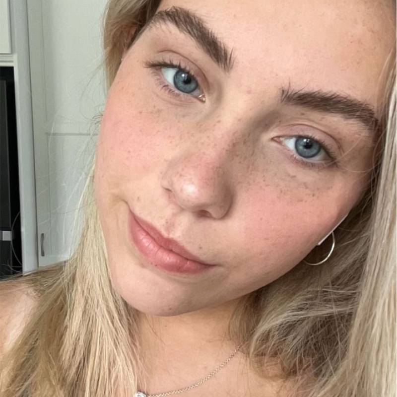 Jessy, 37, Nenmini