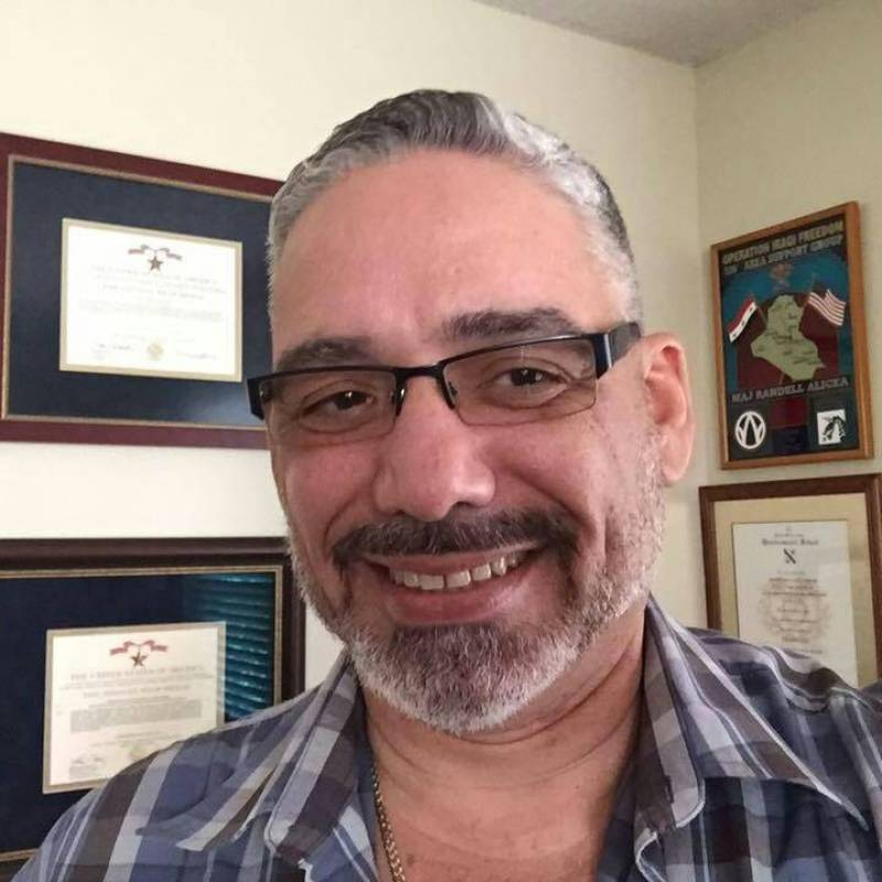 lucky, 58, Capelinha