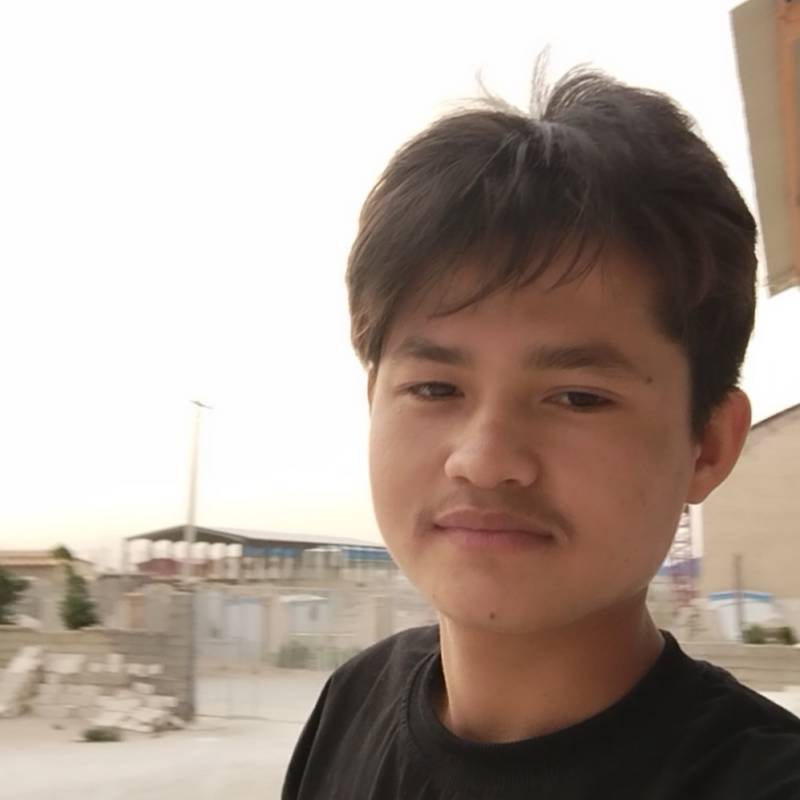 Yasin, 20, Ejeda