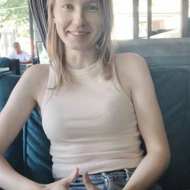 Anhelina, 35, Baud