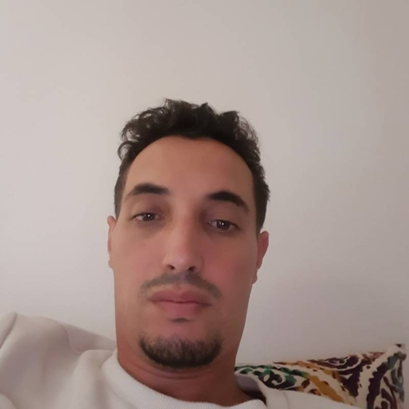 Mahmoud, 42, Bhavnagar