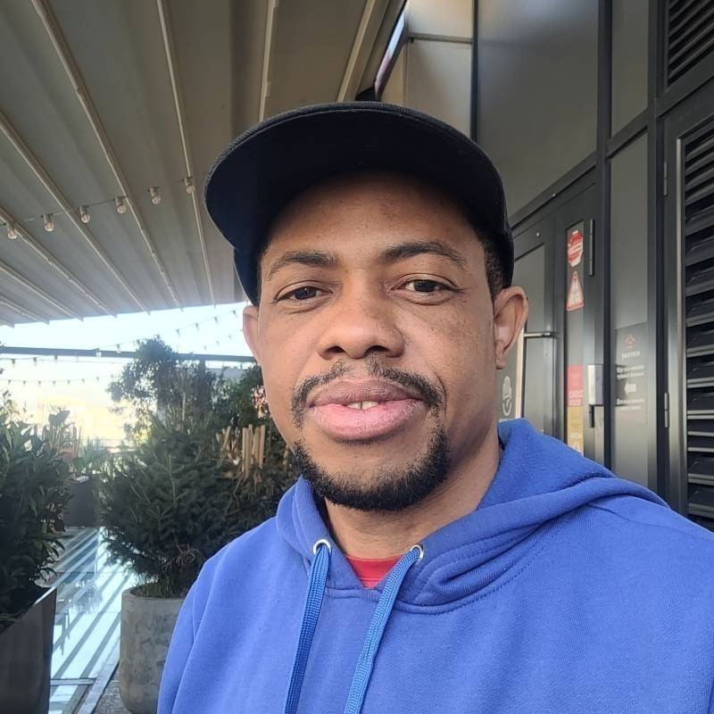Lucky, 40, Taylorsville