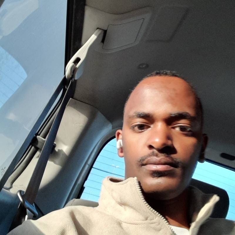 Fikru, 26, Milenaka