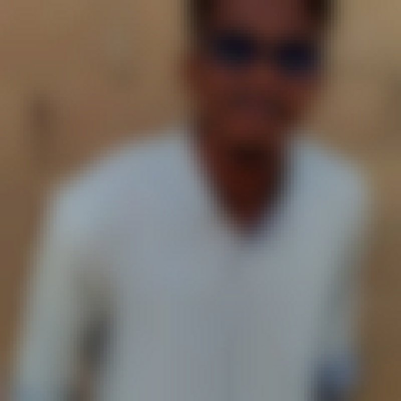 Hassan, 22, Sallaumines