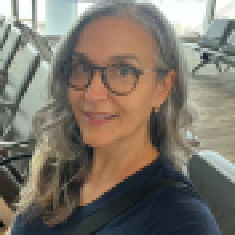 Angela, 35, Iraq