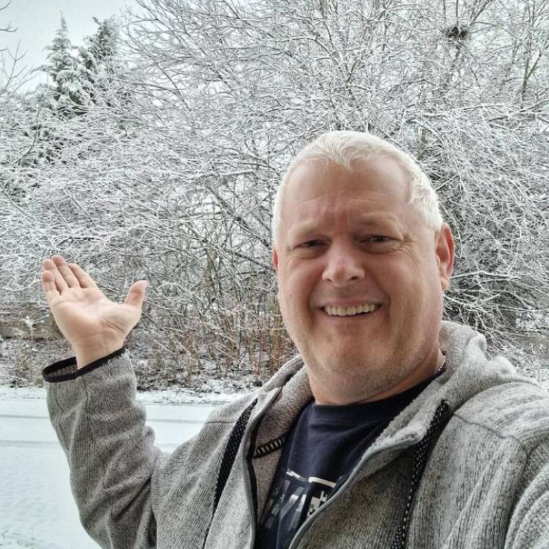 Mike, 64, Charoda