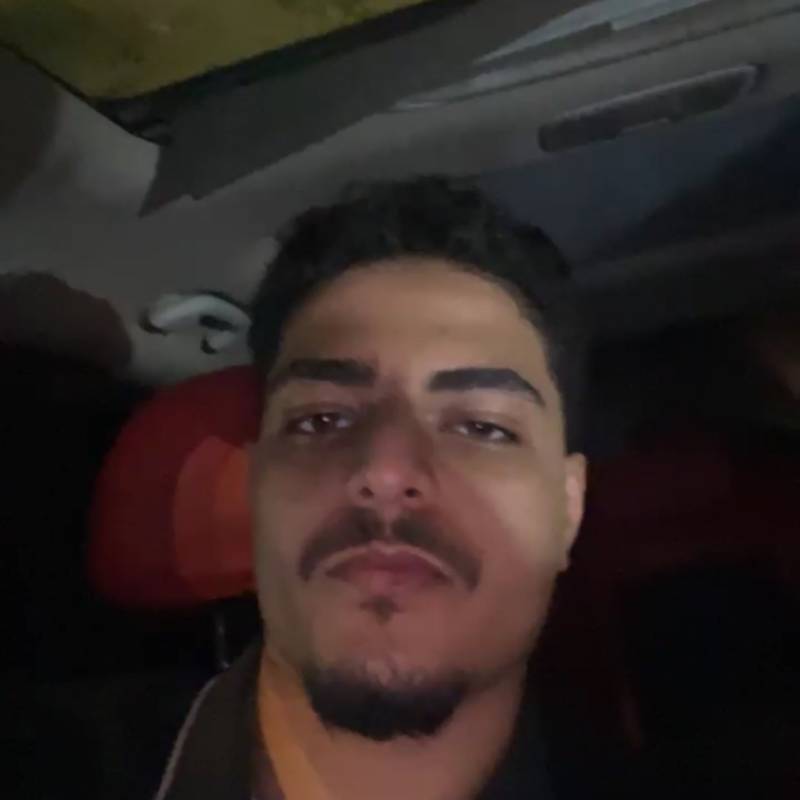 Alex, 27, Guar