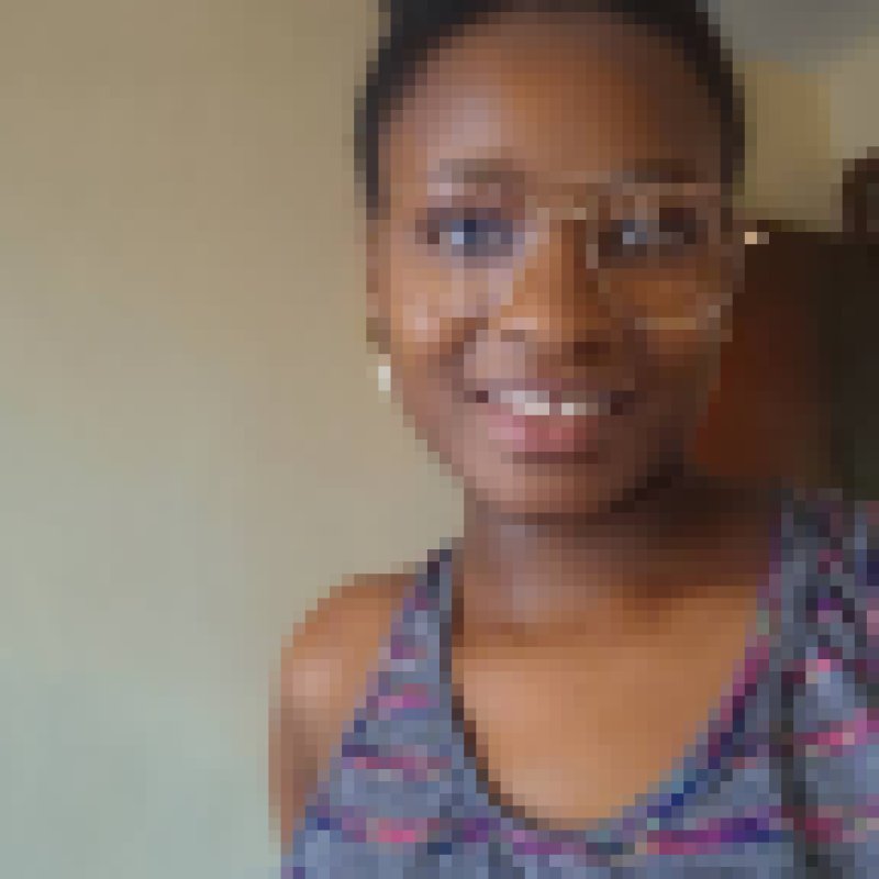 Mina, 30, Date