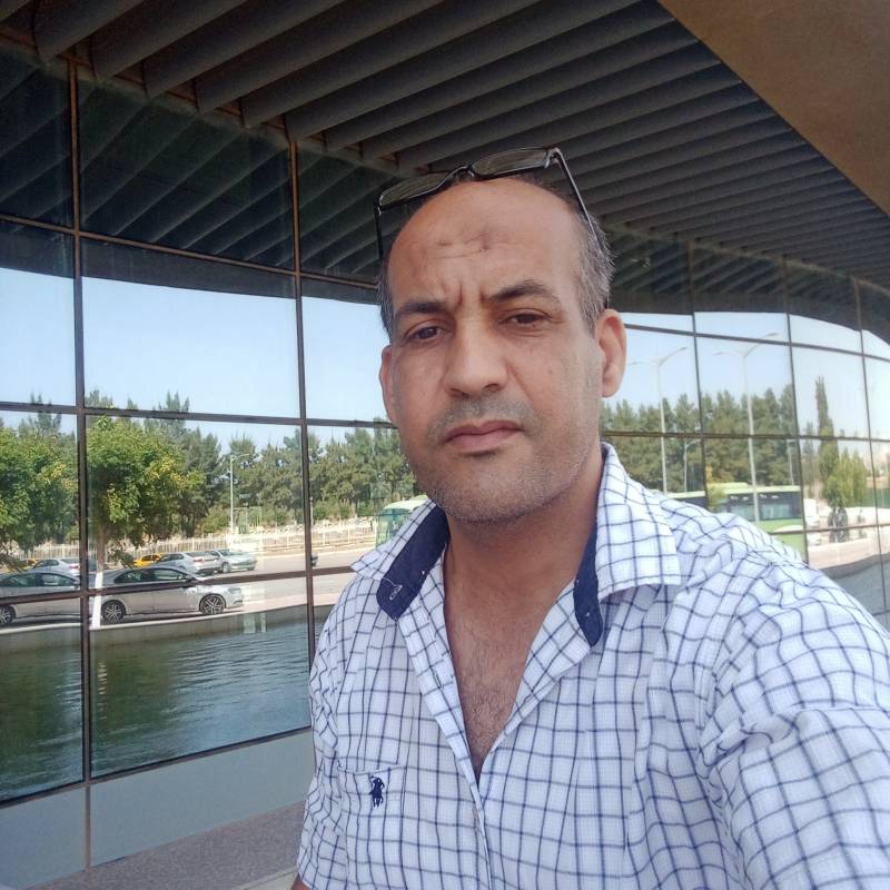 Ahmed, 51, Horsham