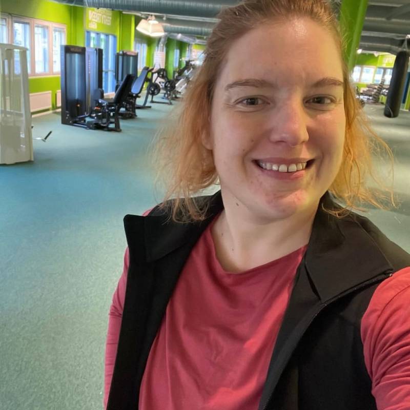 Mia, 37, Selangor