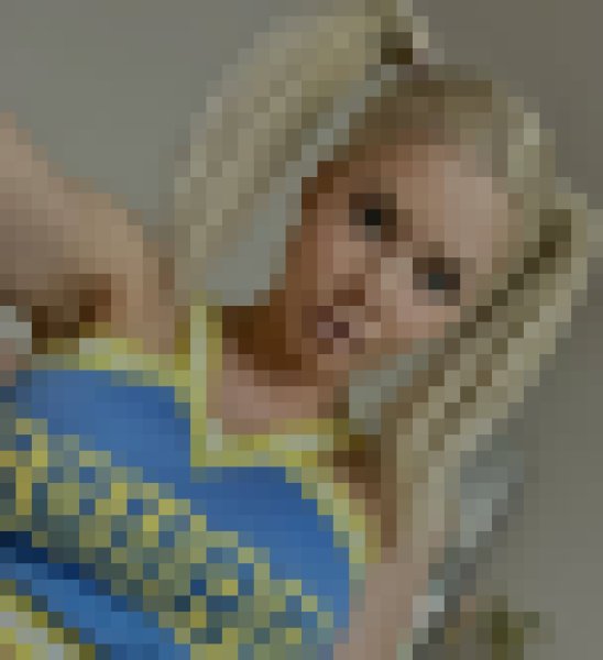 Laura, 26, Netherlands