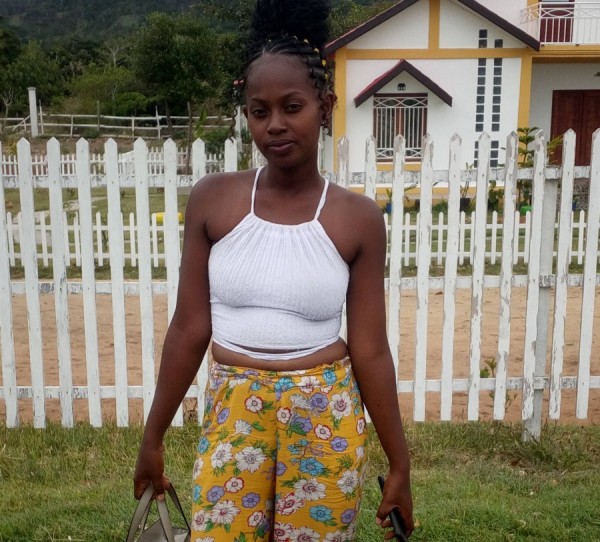 Angelina, 21, Vehkalahti