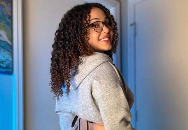 Destiny, 22, Segeberg