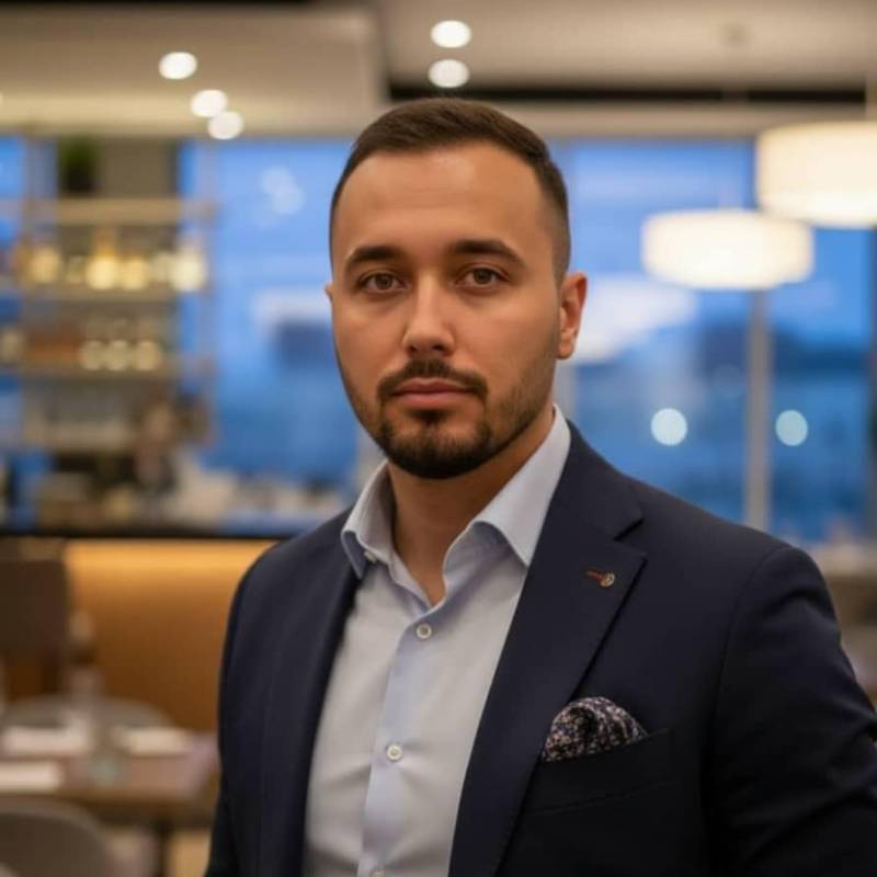Mark, 40, Liechtenstein