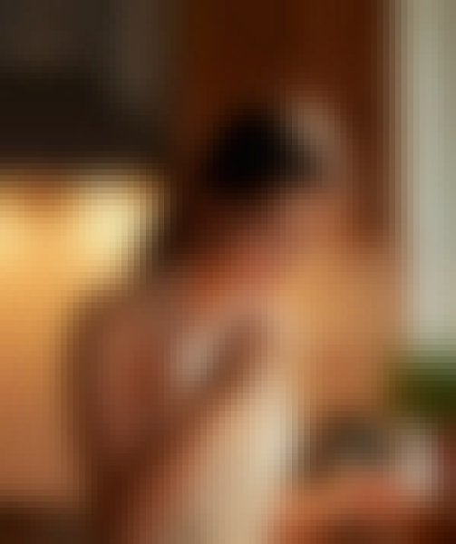 Gladys, 24, Police