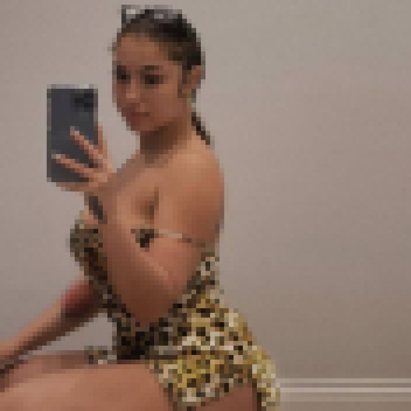 Ashely, 27, Germany