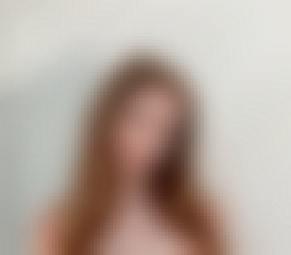 nessa, 28, Wordsley